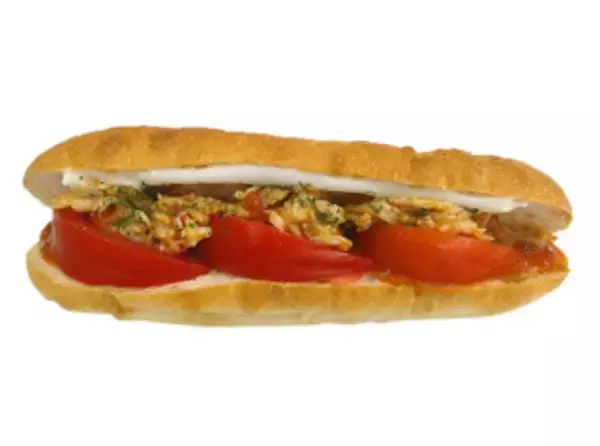 「今週新発売のセブンイレブンパンまとめ！『徳島県産トマトとチキンのバゲットサンド』、『クロワッサン　ハムチーズ』など♪」の画像