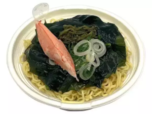 「今週新発売のコンビニラーメンまとめ！『スープ激うま！濃厚担々味ラーメン』、『ごまダレで食べる蒸し鶏ラーメンサラダ』など♪」の画像