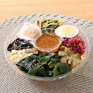 今週新発売のたまご味まとめ！『ガツンとにんにく　とろっと煮たまご』、『ミニロールたまごサラダ＆ハムチーズ』など♪