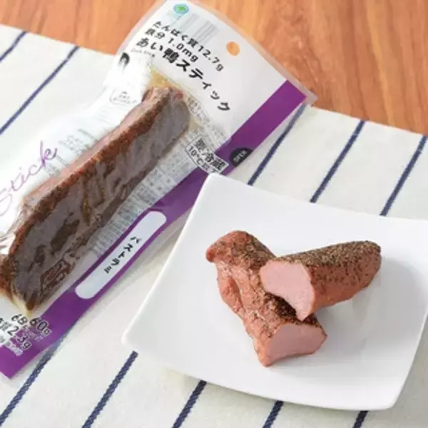 「今週新発売のファミマお惣菜まとめ！『たんぱく質１６．４ｇチーズ入りチキンロール　スモーク』、『豆腐スティック　バナナ味』など♪」の画像