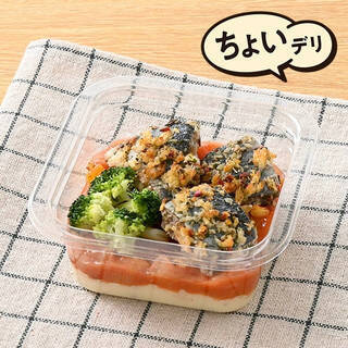 今週新発売のファミマお惣菜まとめ！『たんぱく質１６．４ｇチーズ入りチキンロール　スモーク』、『豆腐スティック　バナナ味』など♪