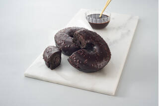 今週新発売のスターバックスコーヒーまとめ！『桃ＭＯＲＥ　フラペチーノ』、『クッキー＆クリームドーナツ』など♪