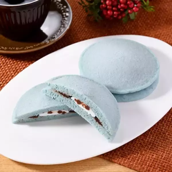 ファミマ「チョコミントパンケーキ」新たなおいしさプラス！