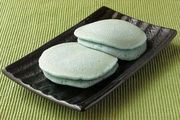 チョコミント？バナナ？ファミマ・ローソンケーキ対決！：今週のコンビニパンランキング