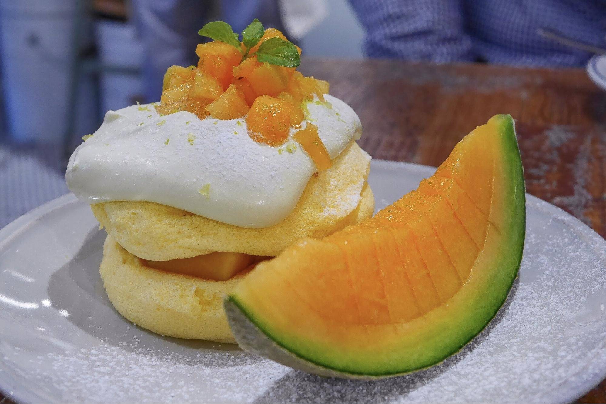 【実食レポ】メロン好きにはたまらない♡フリッパーズ新作《夕張メロンパンケーキ》