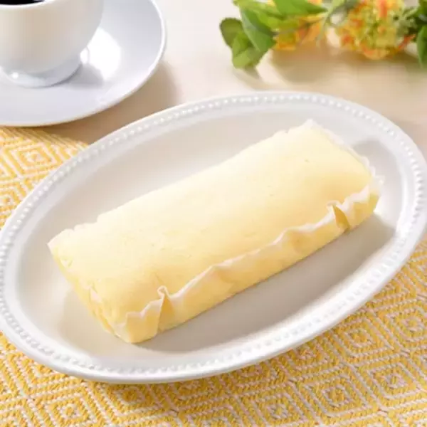 ファミマ「レアチーズ蒸しケーキ」冷やしても美味♪