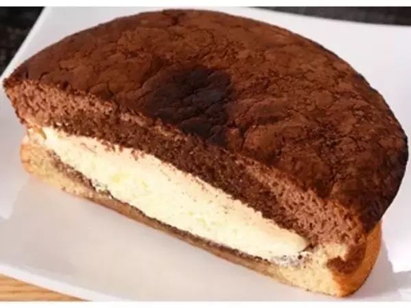 「ローソン新作メロンパン、一味違ったあんバタデュエット！：今週のコンビニパンランキング」の画像