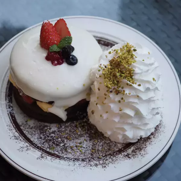 「エッグスンシングスの2019年クリスマスは「ショコラ×ショートケーキ」！　」の画像