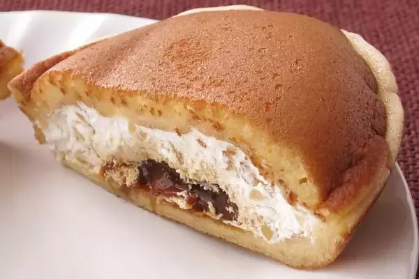 「ファミマミルキーアイスがブランド感あるスイーツに！：今週のコンビニスイーツランキング」の画像