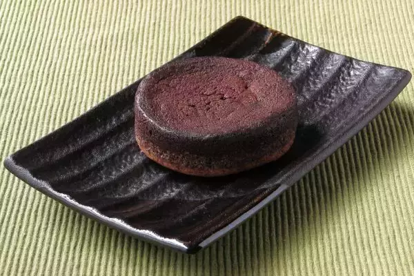 「新作到来！ セブンの練乳ホイップを、ローソンショコラで迎え撃つ！：今週のコンビニパンランキング」の画像