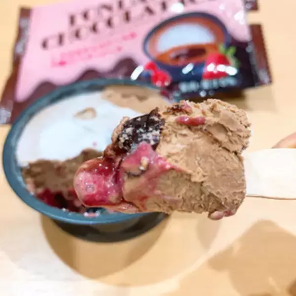 「ローソンスイーツおすすめ人気ランキングBEST10！数々の濃厚チョコレート商品の中から見事トップに輝いたのは…！？」の画像