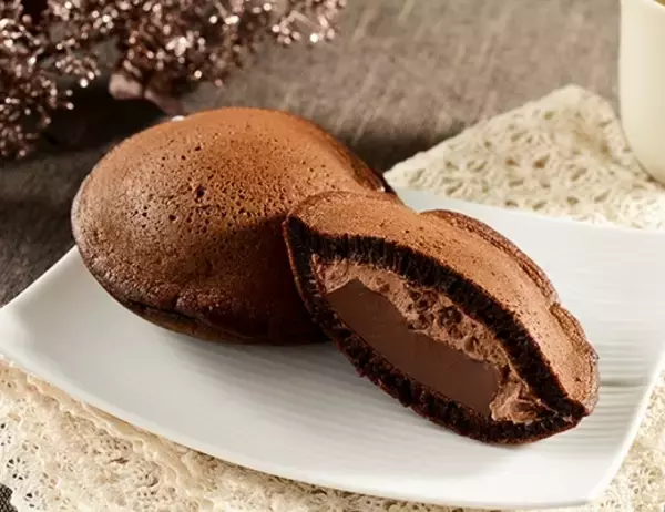 「ローソンスイーツおすすめ人気ランキングBEST10！数々の濃厚チョコレート商品の中から見事トップに輝いたのは…！？」の画像