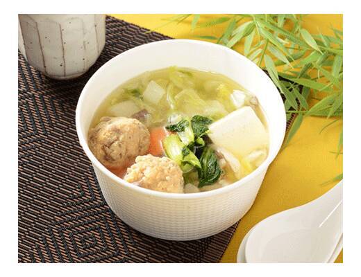 【セブン・ファミマ・ローソン】今週のコンビニヘルシー新商品6選！蒸し鶏を使ったヘルシーサラダなど♪