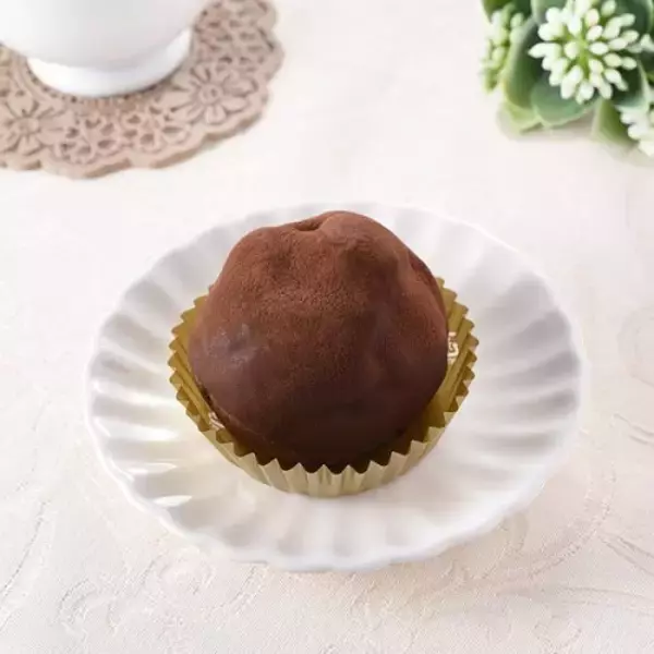 「ファミマ今週の新商品6選☆らぽっぽファーム監修のスナックやほろ苦風味のカフェオレパンケーキなど！」の画像