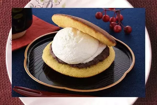 「ファミマ・セブンの定番スイーツ高級路線！ブランド素材を贅沢使用！：今週のコンビニスイーツランキング」の画像