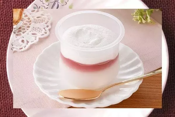 「ファミマ・セブンの定番スイーツ高級路線！ブランド素材を贅沢使用！：今週のコンビニスイーツランキング」の画像