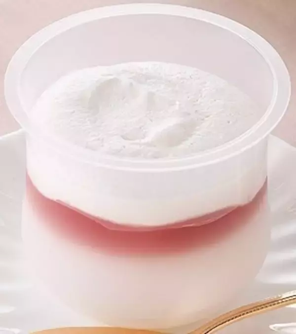 「ファミマスイーツおすすめ人気ランキングBEST10！新感覚の濃厚プリンやパンケーキなど♪」の画像