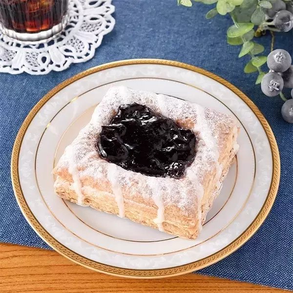 「ファミマスイーツおすすめ人気ランキングBEST10！新感覚の濃厚プリンやパンケーキなど♪」の画像