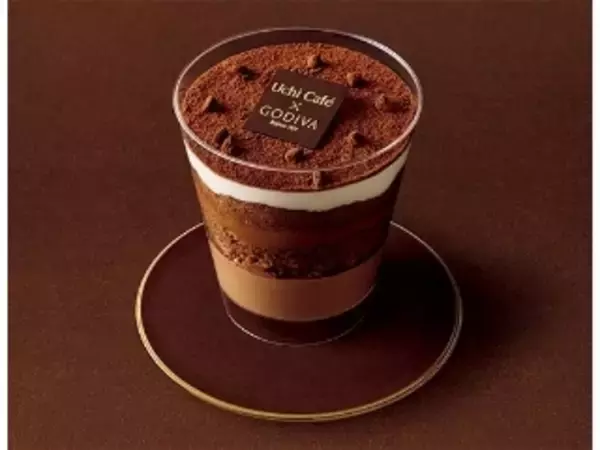 「ファミマ vs. ローソン！ハイブリッド・重層ショコラ対決！：今週のコンビニスイーツランキング」の画像