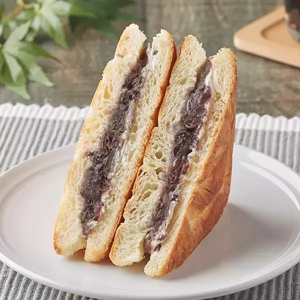 「ファミマ・スイーツ系新作たちが、目移り必至な続々ランクイン！：今週のコンビニパンランキング」の画像