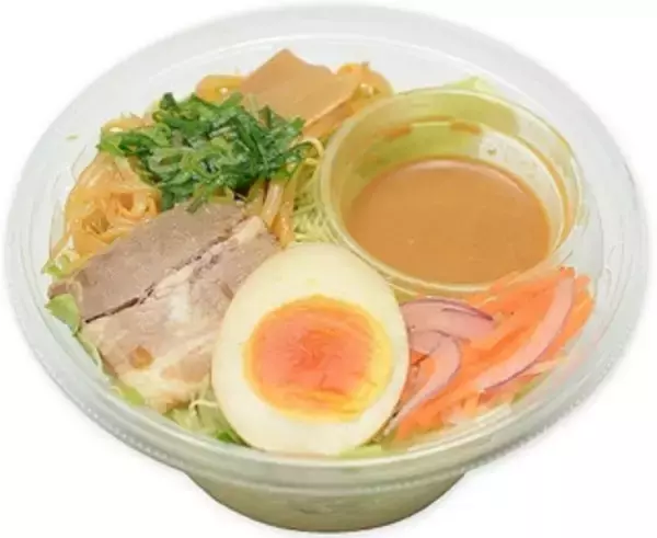 「今週新発売のサラダまとめ！」の画像