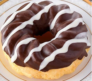 今週新発売のファミマスイーツまとめ！とろけるクリームわらび餅から、白桃フルーツ大福まで♪