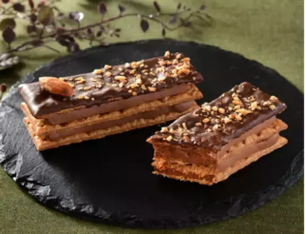 「今週新発売のローソンスイーツまとめ！おぼれる程のクリーム!?『おぼれクリームのパンケーキ』から、『おぼれクリームのチョコブラウニー』まで♪」の画像