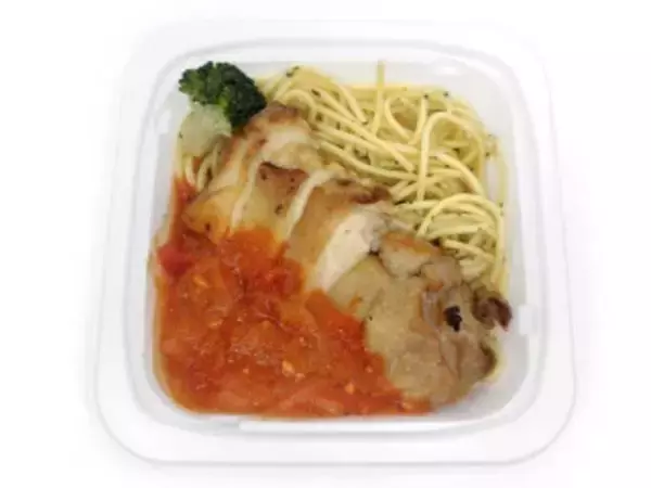 「今週新発売のトマトまとめ！『冷し旨塩トマトラーメン』、『古川なすと挽肉のピリ辛トマトソースパスタ』など♪」の画像