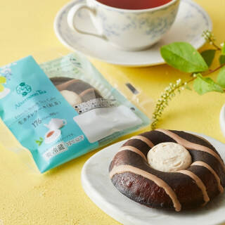 今週新発売のファミマスイーツまとめ！『生カヌレケーキ　紅茶』、『凍ったまま食べるパイコロネ』など♪