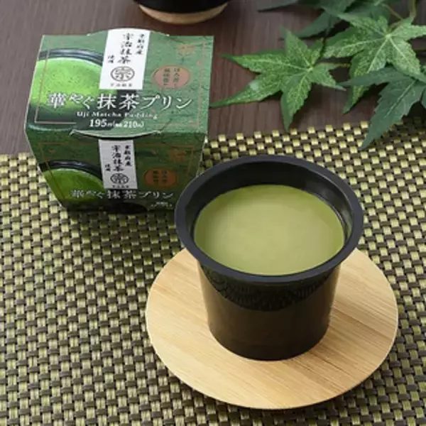 「今週新発売のファミマスイーツまとめ！『生カヌレケーキ　紅茶』、『凍ったまま食べるパイコロネ』など♪」の画像