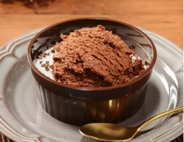 「今週新発売の濃厚な食べものまとめ！『アイスクリーム』、『ミスタードーナツアイスバー』など♪」の画像