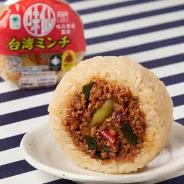 「今週新発売のファミマおにぎりまとめ！『ツナコーンマヨ寿司』、『もち麦　さば野沢菜』など♪」の画像