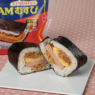 今週新発売のファミマおにぎりまとめ！『ツナコーンマヨ寿司』、『もち麦　さば野沢菜』など♪