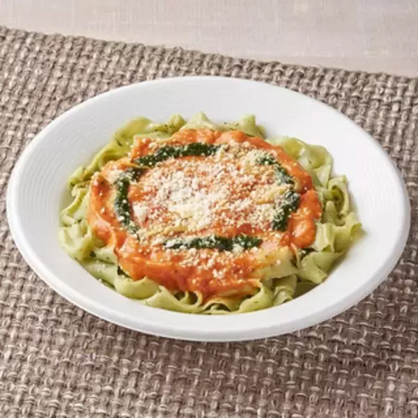 「今週新発売のパスタまとめ！『白身魚フライ＆ちくわ磯辺揚げ』、『もっちり生パスタ　芳醇ボロネーゼ』など♪」の画像