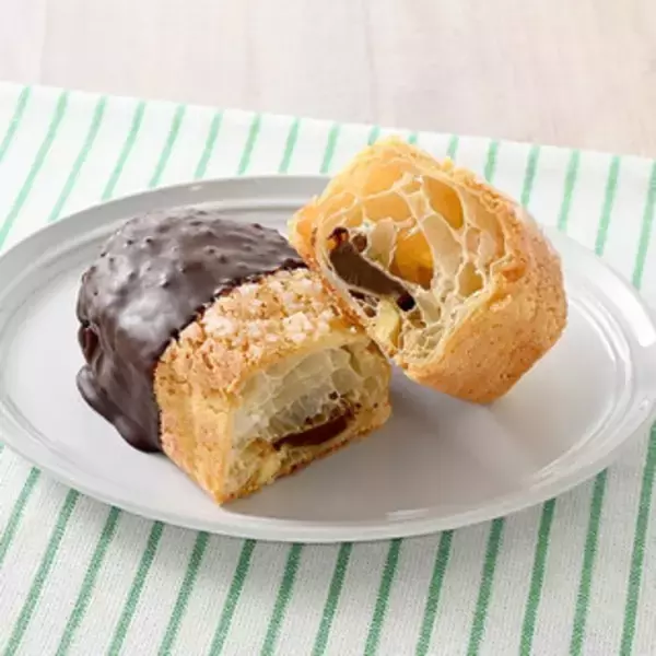 「今週新発売のファミマパンまとめ！『ポムポムプリン　クリームパン　プリン味』、『トルティーヤ　ごろごろ厚切りベーコン＆チーズ』など♪」の画像