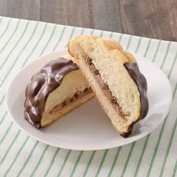 「今週新発売のファミマパンまとめ！『ポムポムプリン　クリームパン　プリン味』、『トルティーヤ　ごろごろ厚切りベーコン＆チーズ』など♪」の画像