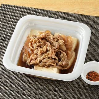 今週新発売の甘辛まとめ！『甘辛たれの焼き鳥＆つくね重』、『辛みそが決め手　２種の豚焼肉弁当』など♪