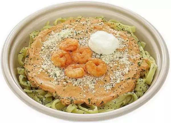 「今週新発売のコンビニパスタまとめ！『トスカーナお墨付き！　生パスタミートソース』、『ＰＡＳＴＡ　ＫＩＴＣＨＥＮお墨付き！　生パスタカルボナーラ』など♪」の画像