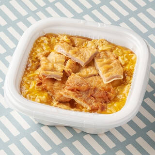 今週新発売のファミマお弁当まとめ！『ジャムハウス監修　ボルガライス』、『直火焼きで香ばしい焼おむすび茶漬け　梅』など♪