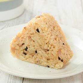 今週新発売のダイエットまとめ！『オイコス　プロテインヨーグルト　高吸収タンパク質　キャラメルアップル』、『ねぎ塩豚カルビ弁当　もち麦ごはん』など♪