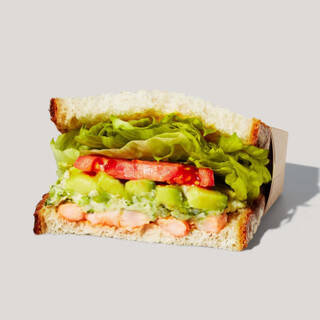 今週新発売のクリーミーな食べものまとめ！『メルティーキッス　クリーミーティラミス』、『シーフードバター味ラーメン』など♪