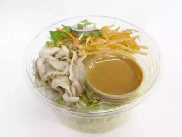 「今週新発売のコンビニラーメンまとめ！『東北限定　冷たい喜多方らーめん』、『豚しゃぶラーメンサラダ』など♪」の画像