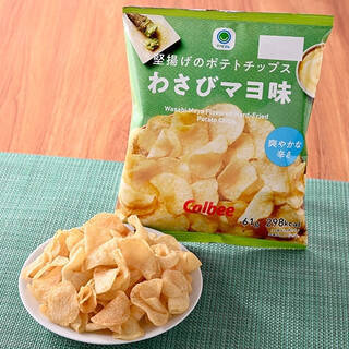 今週新発売のファミリーマートまとめ！『コーヒーゼリードリンク』、『とろける食感ぎゅっと白桃』など♪