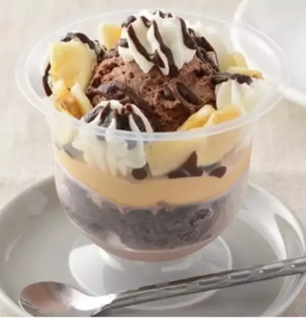 「今週新発売のチョコレートスイーツまとめ！『小さな洋菓子店　生チョコクレープ　ダブルショコラ』、『小さな洋菓子店　ＨＥＲＳＨＥＹ’Ｓ　チョコバウムクーヘン』など♪」の画像