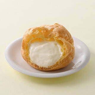 今週新発売のファミマスイーツまとめ!『クリスピーチョコサンド』、『ショコラミルクレープ 生チョコレート使用』など♪