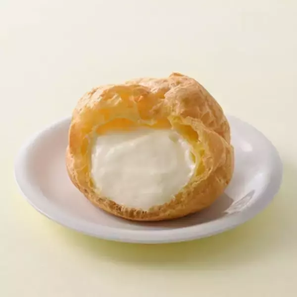 「今週新発売のファミマスイーツまとめ！『クリスピーチョコサンド』、『ショコラミルクレープ　生チョコレート使用』など♪」の画像