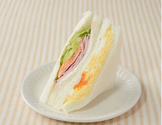 今週新発売の卵料理まとめ！『ひとくちサンドボックスハム＆たまご』、『よくばりサンド　野菜＆たまご』など♪