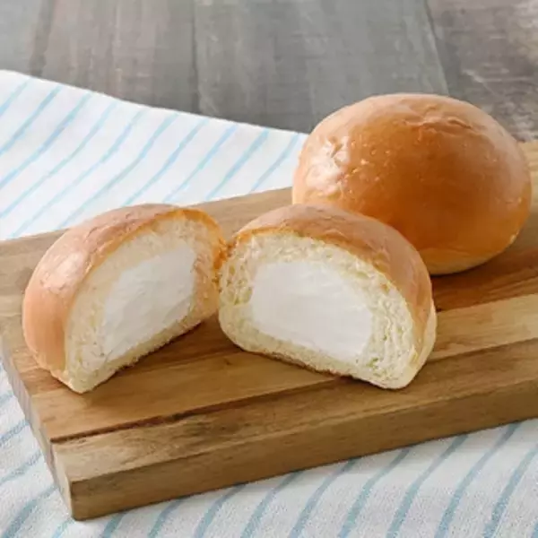 「今週新発売のファミマパンまとめ！『ふんわり生チョコパンケーキ』、『くいしんぼうカービィのりんご蒸しパン』など♪」の画像