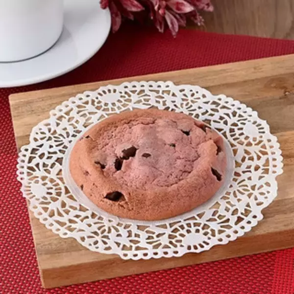 「今週新発売のチョコレートスイーツまとめ！『チョコレートアイスバー　チョコミント』、『ふわほろエアインチョコサンド　塩キャラメル』など♪」の画像