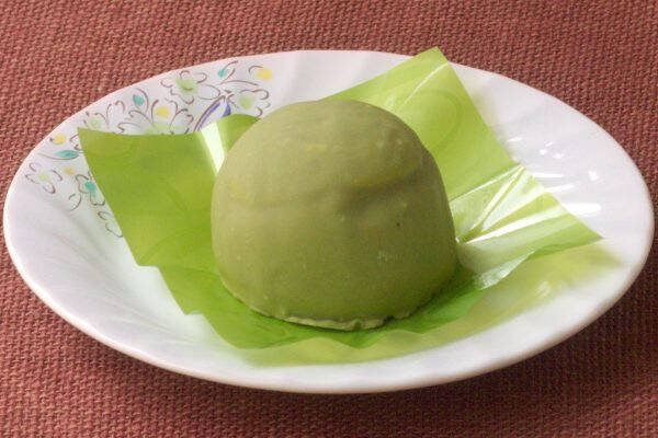 ローソンに新茶シーズン到来しました！　老舗コラボが香り立つ！：今週のコンビニスイーツランキング